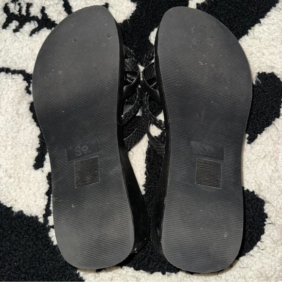 SO Women's Y2K Black Wedge Sandals - Picture 4 of 4